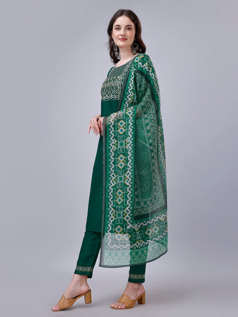 Attire Empire Women Silk Blend Green Embroidery Kurta & Pant & Printed Dupatta Set